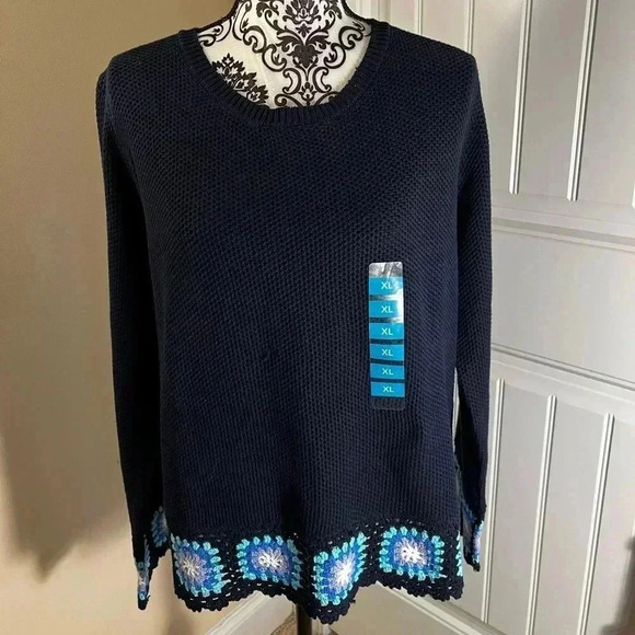 Joseph A Crew Neck Sweater NWT - Picture 1 of 9